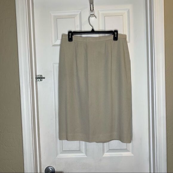 JH Collectibles Vintage Tan Skirt and Jacket Size 14 - Picture 13 of 16